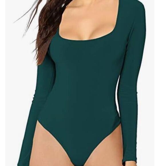 Naked Wardrobe Double Knit Scoop Neck Body Suit Emerald Green NWOT - Picture 1 of 1